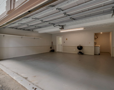 4439 Wood Creek Drive - Photo Thumbnail 24