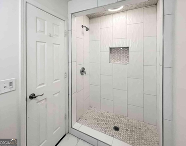 1044 Oaks Parkway Se - Photo Thumbnail 20