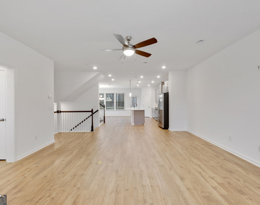 1576 Halstead Place - Photo Thumbnail 26