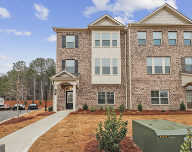 1576 Halstead Place - Photo Thumbnail 33