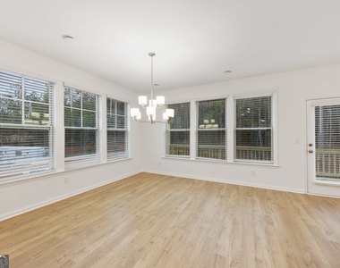 1576 Halstead Place - Photo Thumbnail 27