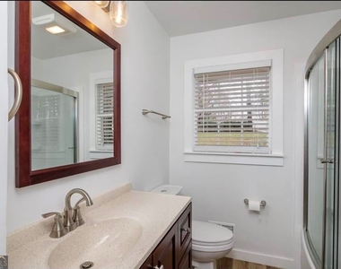 2665 Spring Drive Se - Photo Thumbnail 7