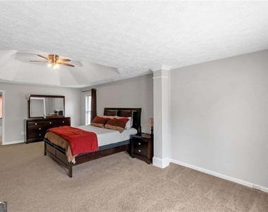 3152 Spruce Way - Photo Thumbnail 30