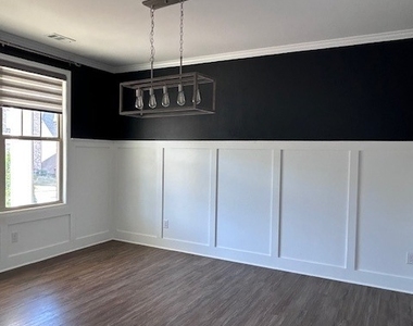 1650 Albion Drive - Photo Thumbnail 3