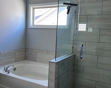 1650 Albion Drive - Photo Thumbnail 22
