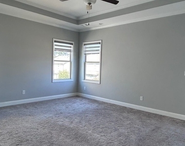 1650 Albion Drive - Photo Thumbnail 19