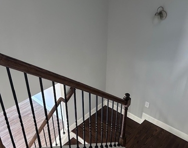 1650 Albion Drive - Photo Thumbnail 15