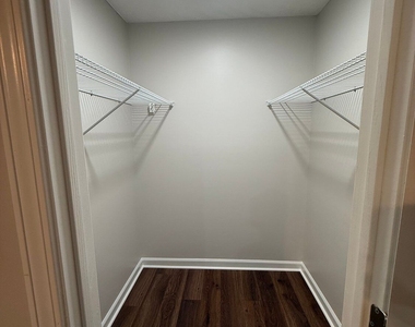 5350 Hearn Road - Photo Thumbnail 11