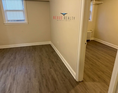 60-11 44th Avenue - Photo Thumbnail 5
