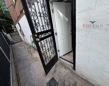 60-11 44th Avenue - Photo Thumbnail 11