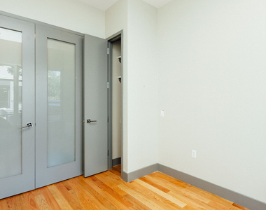 337 Melrose St 11237 - Photo Thumbnail 14