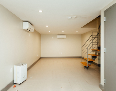 337 Melrose St 11237 - Photo Thumbnail 12