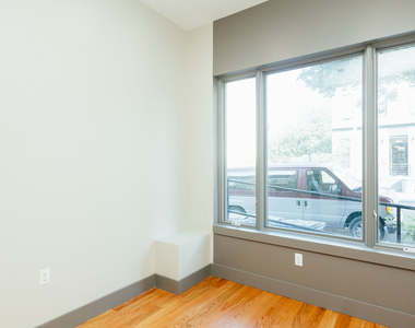 337 Melrose St 11237 - Photo Thumbnail 13