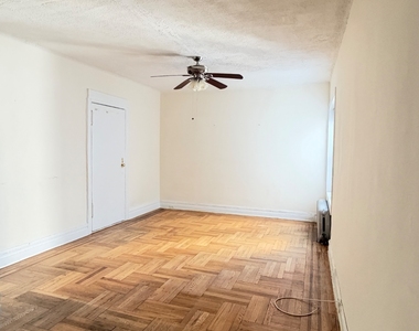 185 Marine Avenue - Photo Thumbnail 2