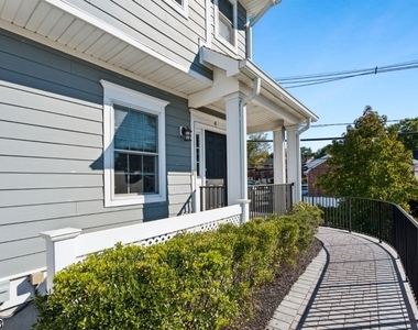 785 Springfield Ave., Unit 4 - Photo Thumbnail 1
