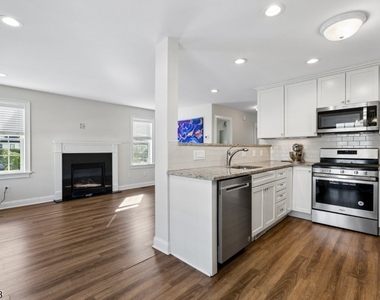 785 Springfield Ave., Unit 4 - Photo Thumbnail 9
