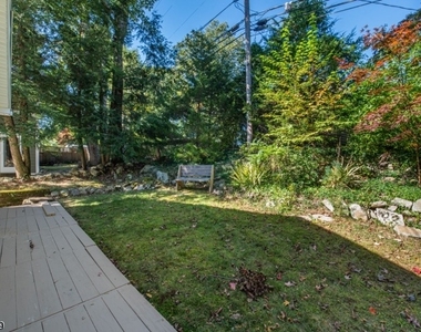 29 Lake Rd - Photo Thumbnail 17