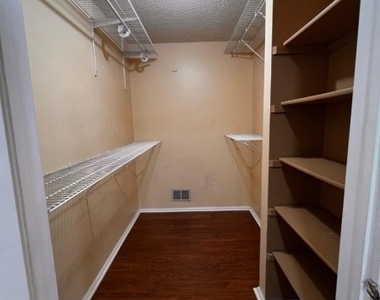 5 Caitlin Ct - Photo Thumbnail 11