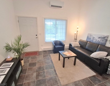 26 Larkspur Ct - Photo Thumbnail 14