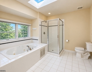 34 Leonard Ter - Photo Thumbnail 15