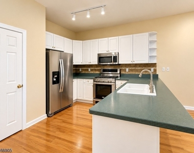 34 Leonard Ter - Photo Thumbnail 5