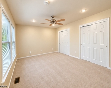 34 Leonard Ter - Photo Thumbnail 16