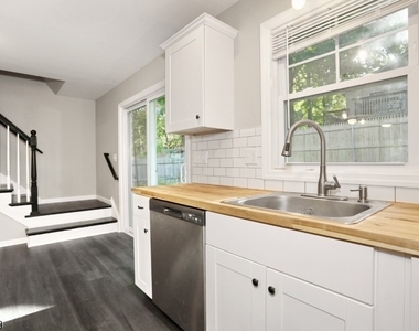 234 Lakeview Ave - Photo Thumbnail 13
