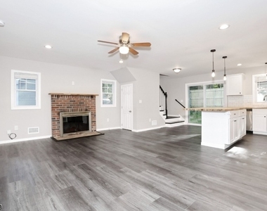 234 Lakeview Ave - Photo Thumbnail 4