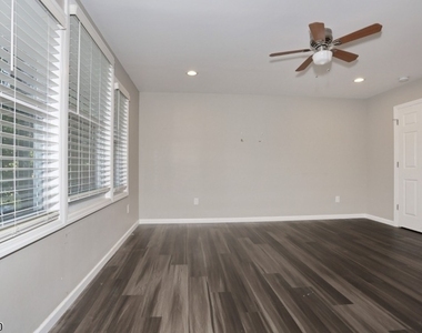 234 Lakeview Ave - Photo Thumbnail 18