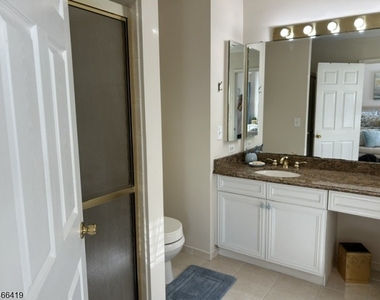 7 Crestview Dr - Photo Thumbnail 13