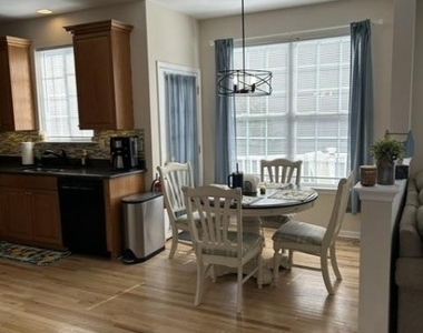 7 Crestview Dr - Photo Thumbnail 4