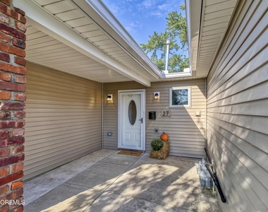 27 Rossetti Court - Photo Thumbnail 37
