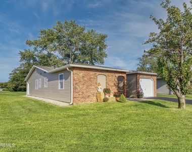 27 Rossetti Court - Photo Thumbnail 2