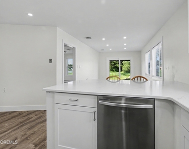 27 Rossetti Court - Photo Thumbnail 8