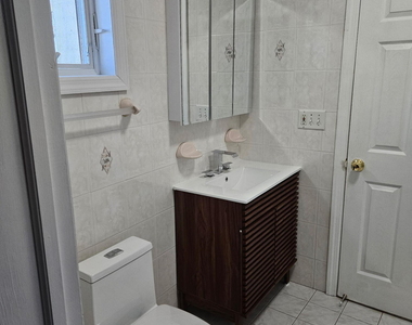 17 Lakeview Road - Photo Thumbnail 15