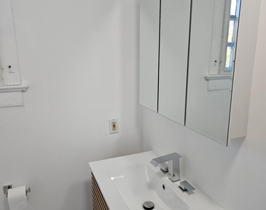 17 Lakeview Road - Photo Thumbnail 17