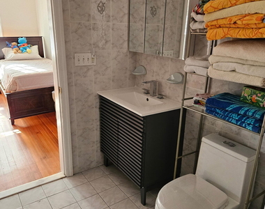 17 Lakeview Road - Photo Thumbnail 12