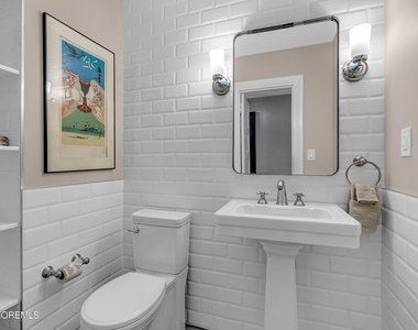 675 Ocean Avenue N - Photo Thumbnail 8