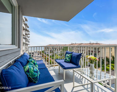 675 Ocean Avenue N - Photo Thumbnail 2