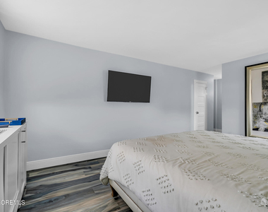 675 Ocean Avenue N - Photo Thumbnail 31