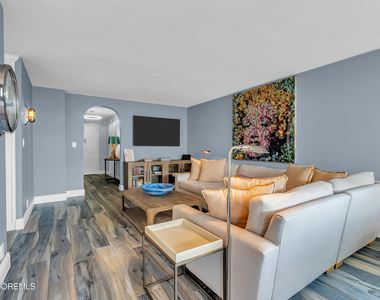 675 Ocean Avenue N - Photo Thumbnail 9