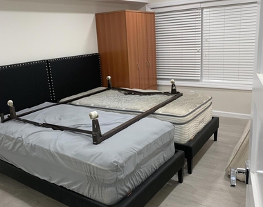 135 Ampere Avenue - Photo Thumbnail 18