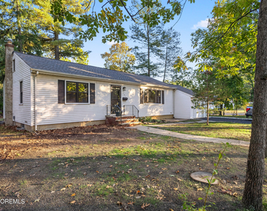 101 Lettau Drive - Photo Thumbnail 3