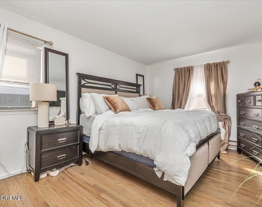910 South Street - Photo Thumbnail 8