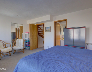 900 Ocean Avenue - Photo Thumbnail 19