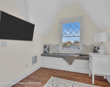 501 Morris Avenue - Photo Thumbnail 27