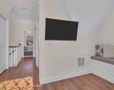 501 Morris Avenue - Photo Thumbnail 26