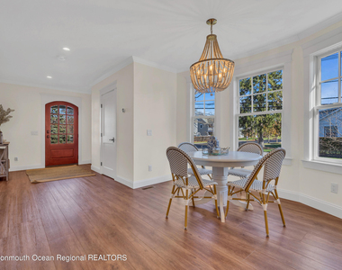 501 Morris Avenue - Photo Thumbnail 7