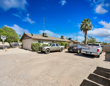 17642 N 32nd Street - Photo Thumbnail 2