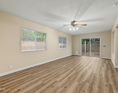 5028 W Evans Drive - Photo Thumbnail 7